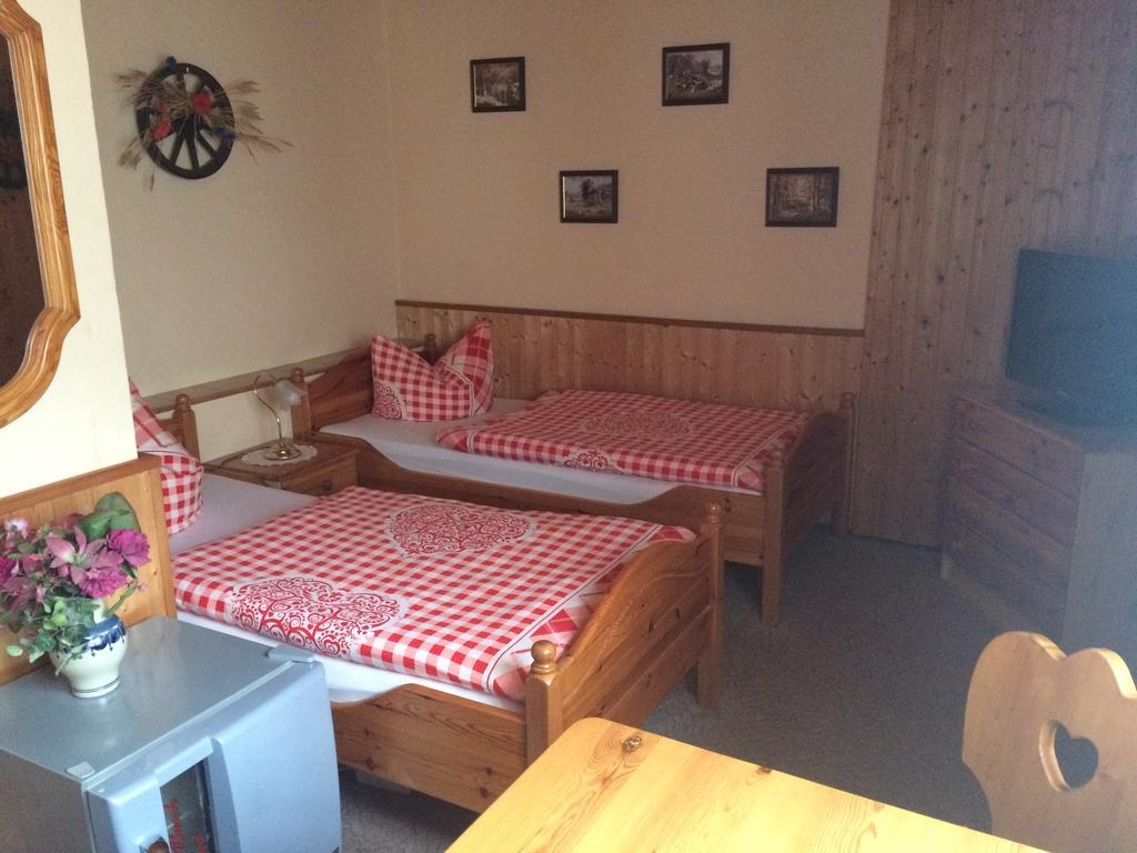 Pension Zum Bauernstuebl Меране Екстер'єр фото